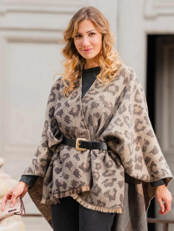 Cape réversible femme léopard/carreaux | MaBoutiquePlus