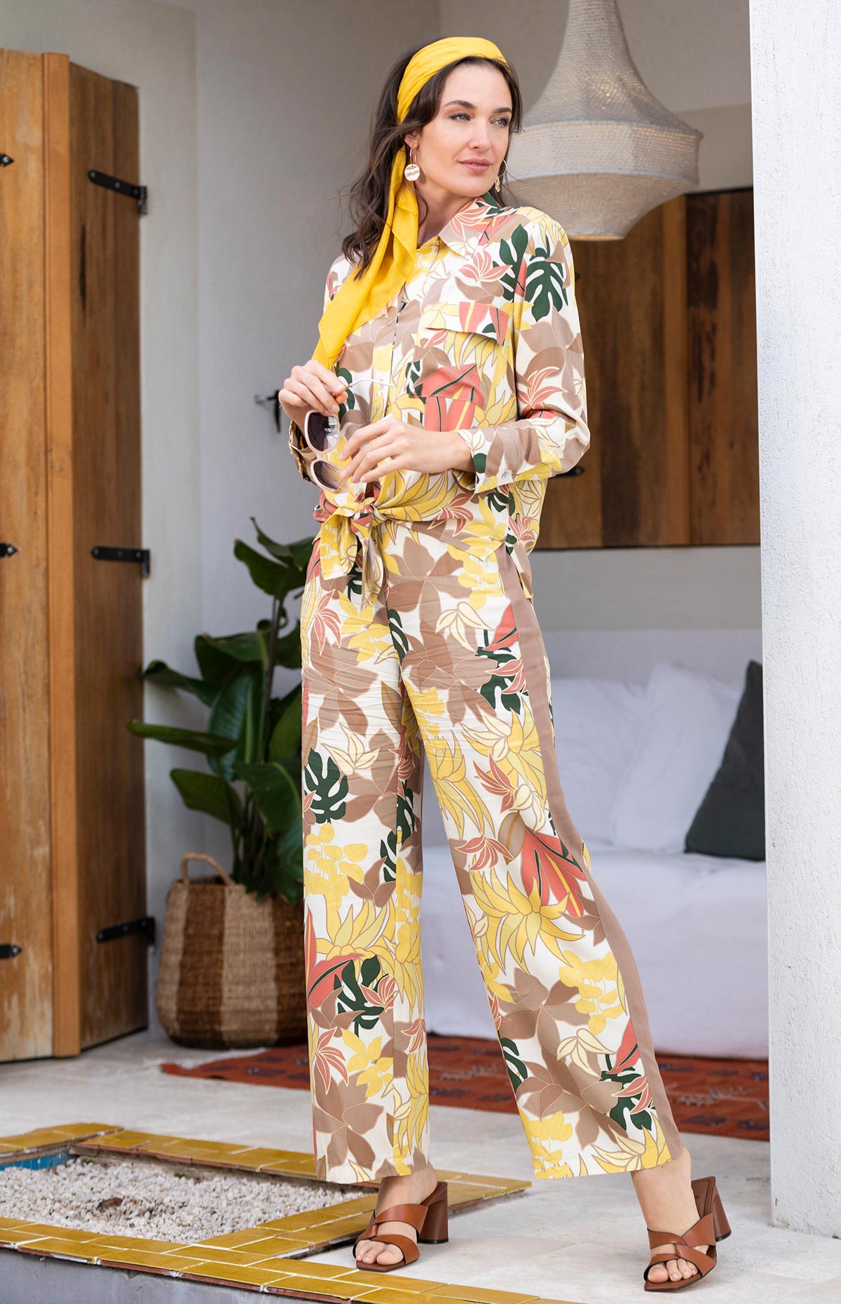 Ensemble Chemise Imprimé Tropical Bas Noué - 2021848 - Pantalon Large Imprimé Tropical Bande Unie - 2421588